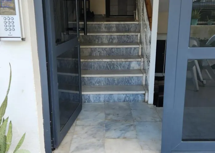 Huge Evleri 1 Apartment