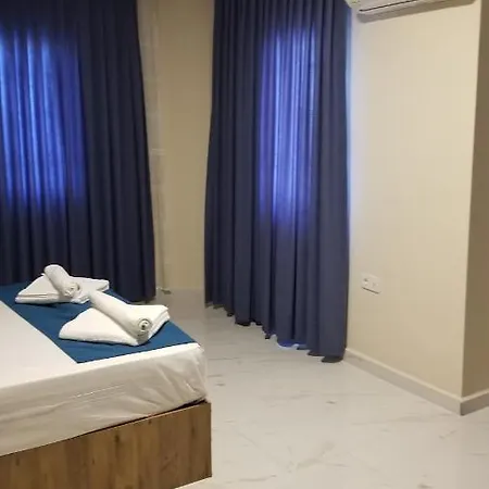 Apartamento Huge Evleri 1