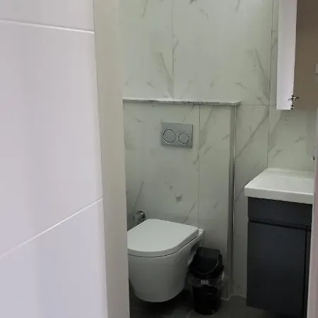 Apartment Huge Evleri 1 *