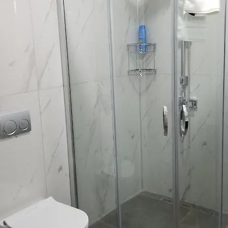 Apartamento Huge Evleri 1 *