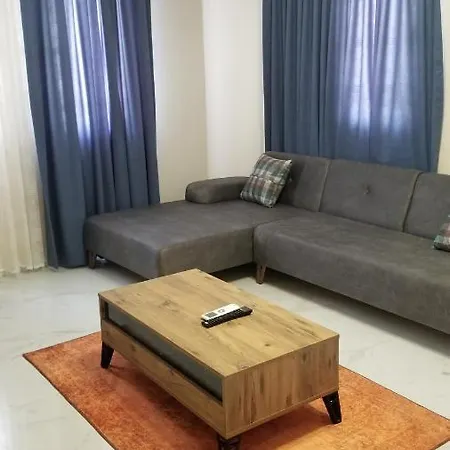 Huge Evleri 1 Apartman Marmaris