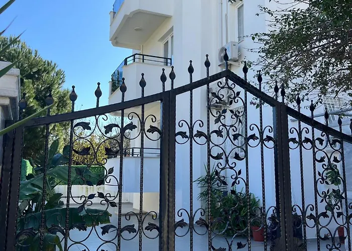 Huge Evleri 1 Apartament *