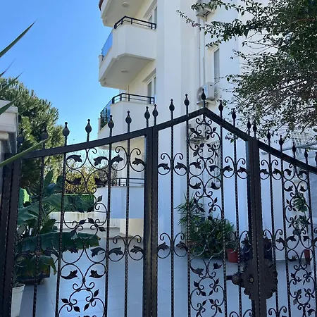 Huge Evleri 1 Lejlighed *